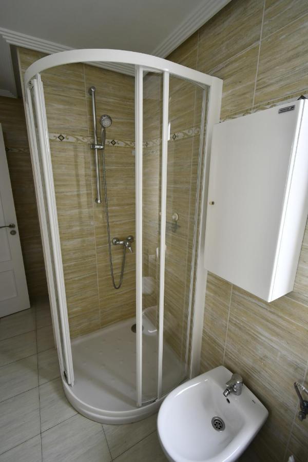 Ferienwohnung Apartamento Centrico Reformado Junto Plaza Guzman León Exterior foto