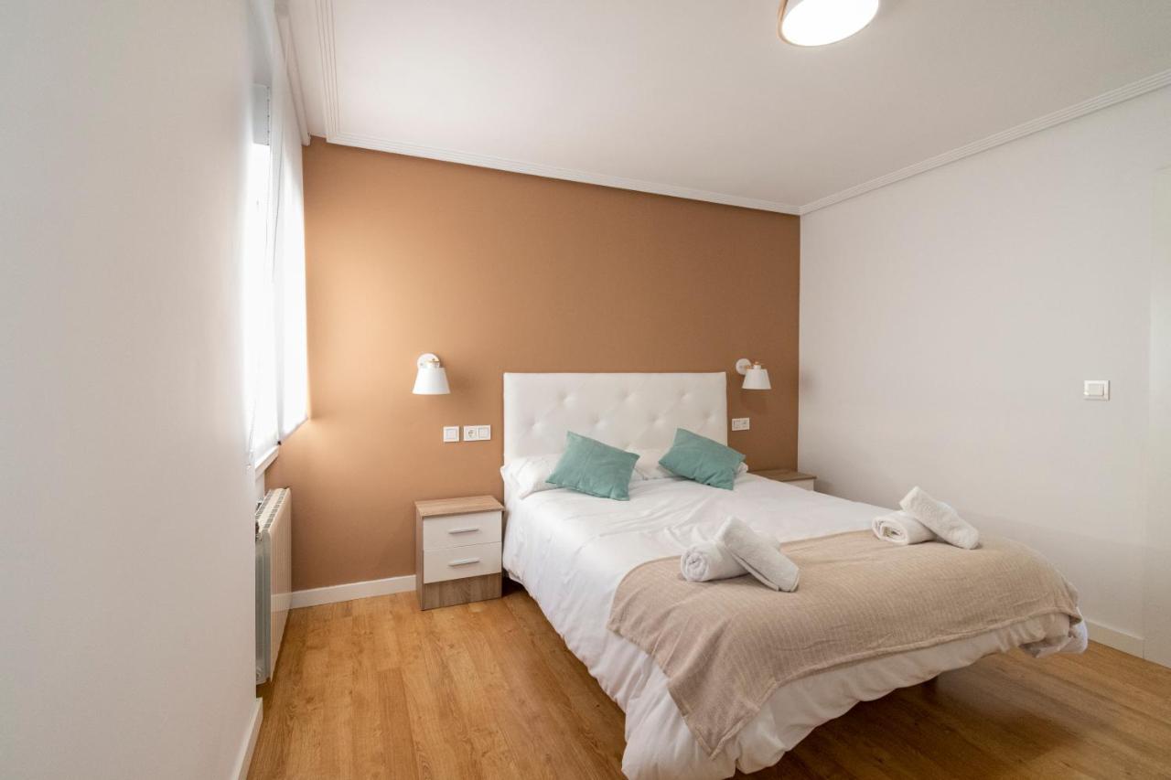 Ferienwohnung Apartamento Centrico Reformado Junto Plaza Guzman León Exterior foto